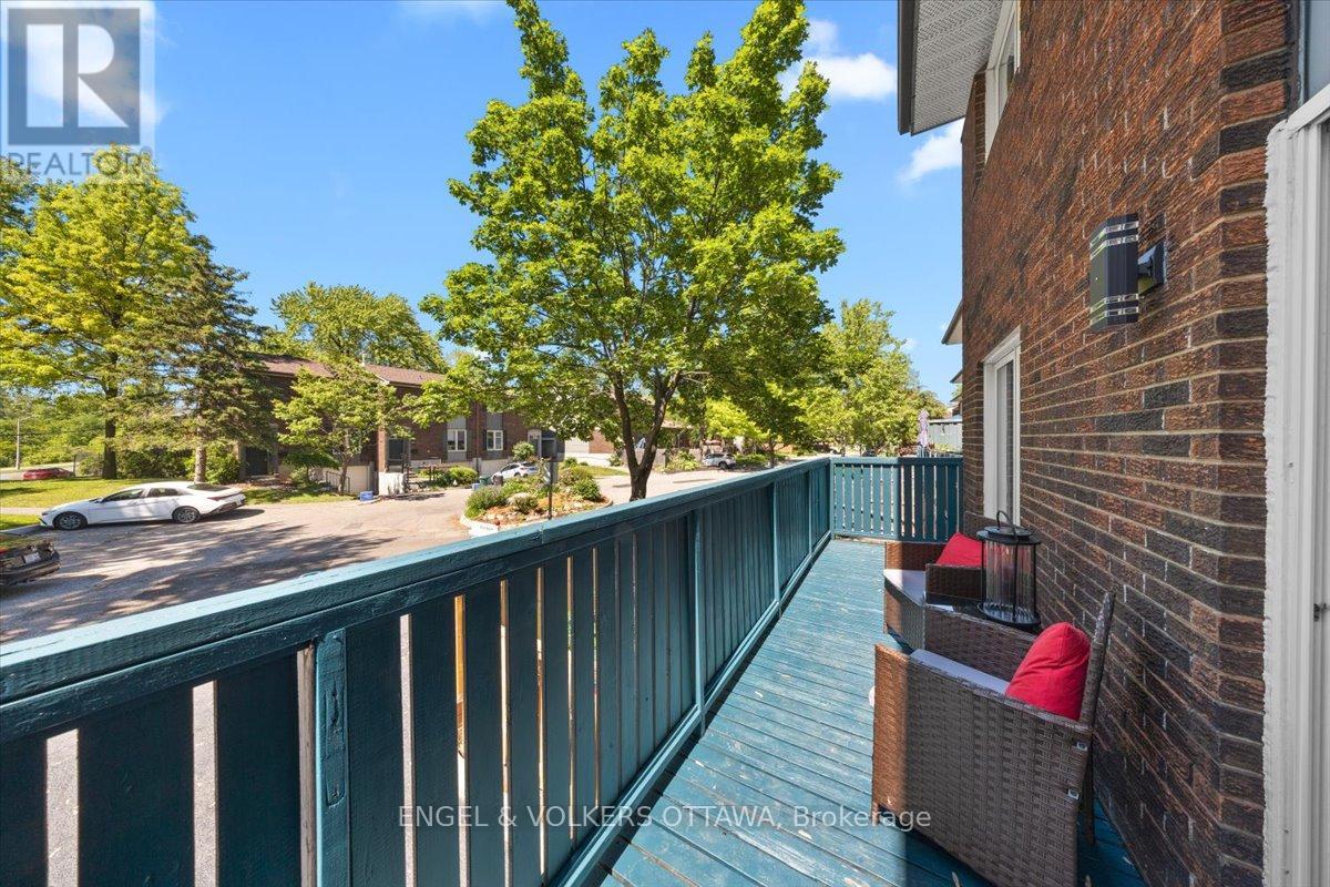 34 VIEWPOINTE PRIVATE - 7