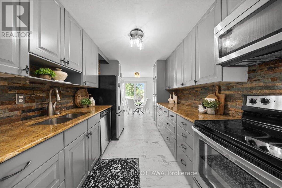 34 VIEWPOINTE PRIVATE - 9
