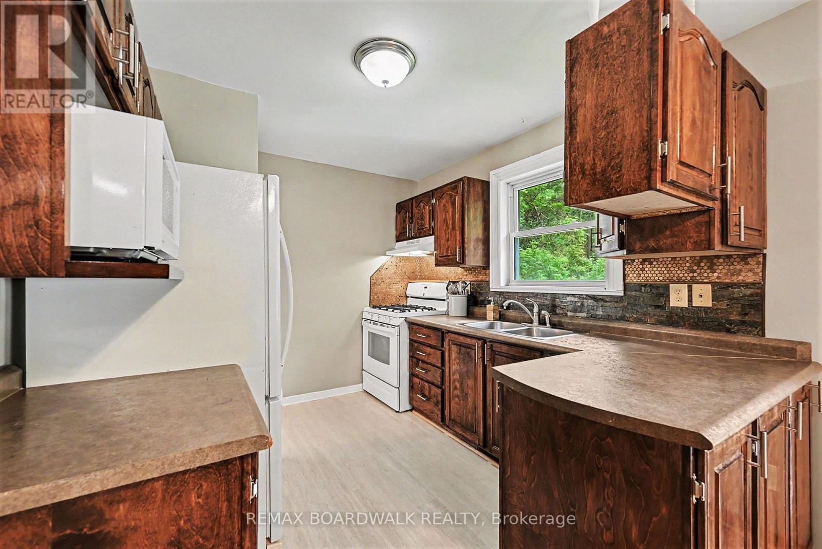 3260 TOLMIES CORNERS ROAD - 14