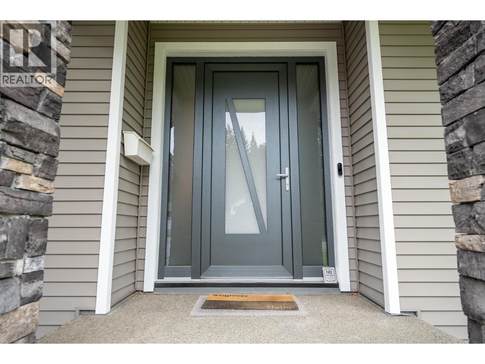 3016 RIDGEVIEW DRIVE - 5