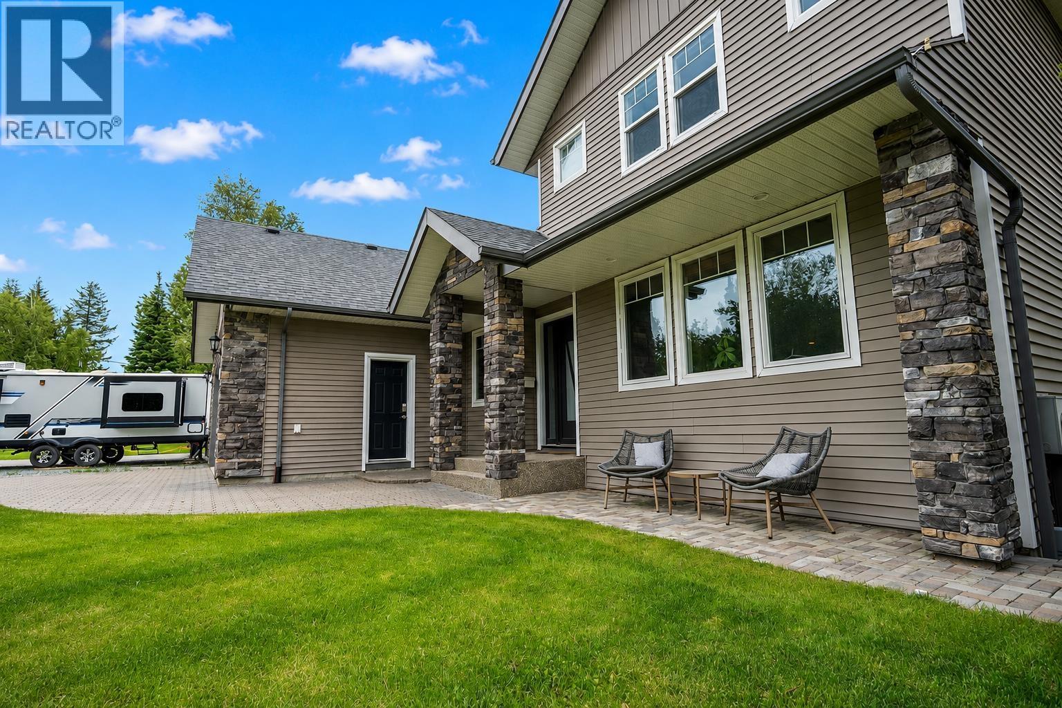 3016 RIDGEVIEW DRIVE - Image 3