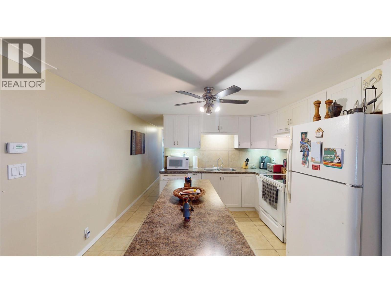 #26 700 Patterson Street W - 20