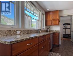 1451 Canford Avenue, Merritt, BC V1K1B8 Photo 17