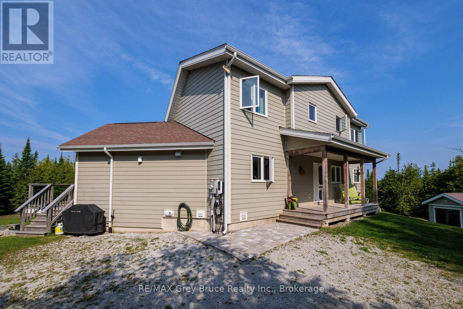 37 PARADISE DRIVE - 44