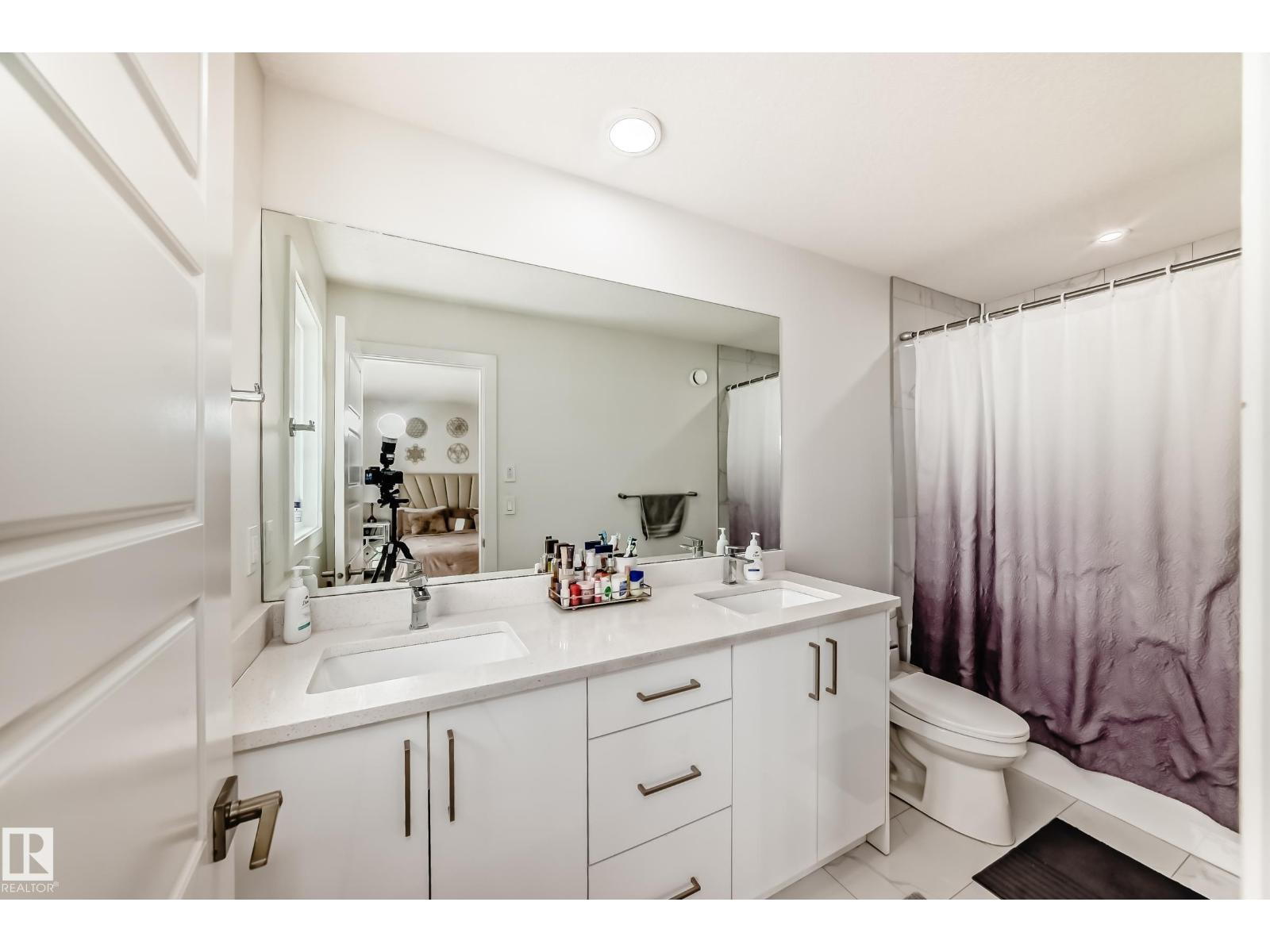9020 183 AV NW - 20