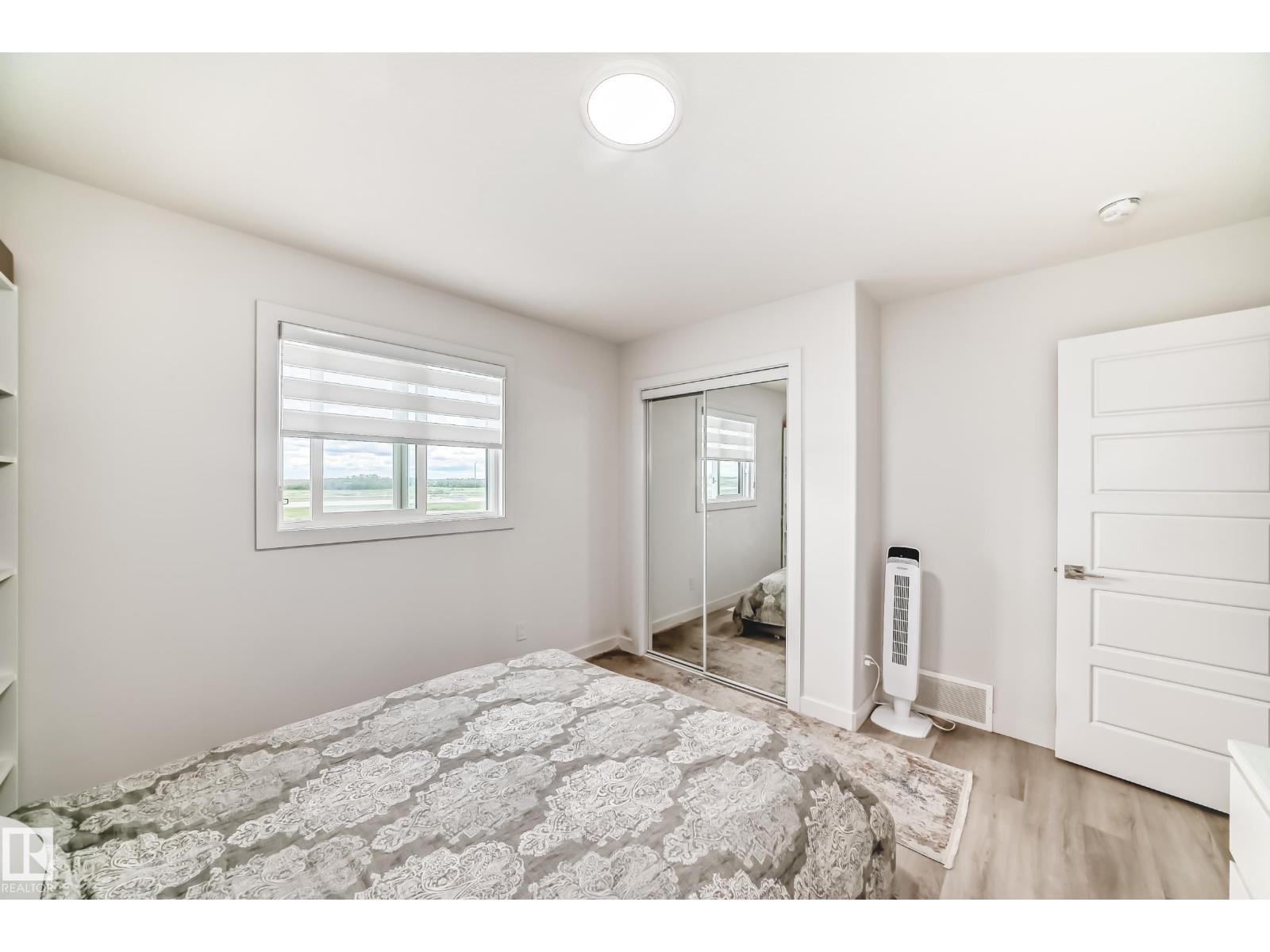 9020 183 AV NW - 23