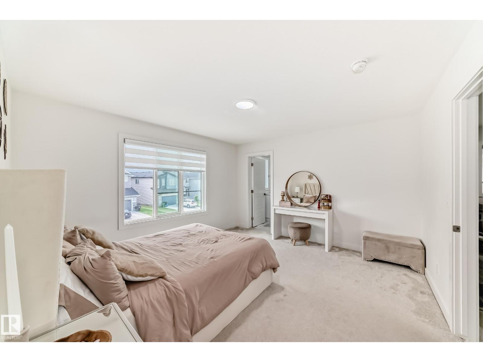9020 183 AV NW - 25