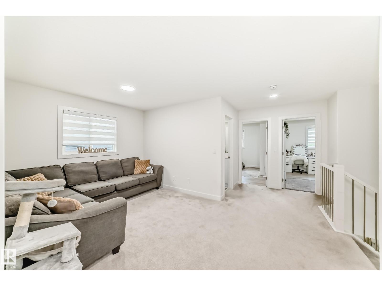 9020 183 AV NW - 26