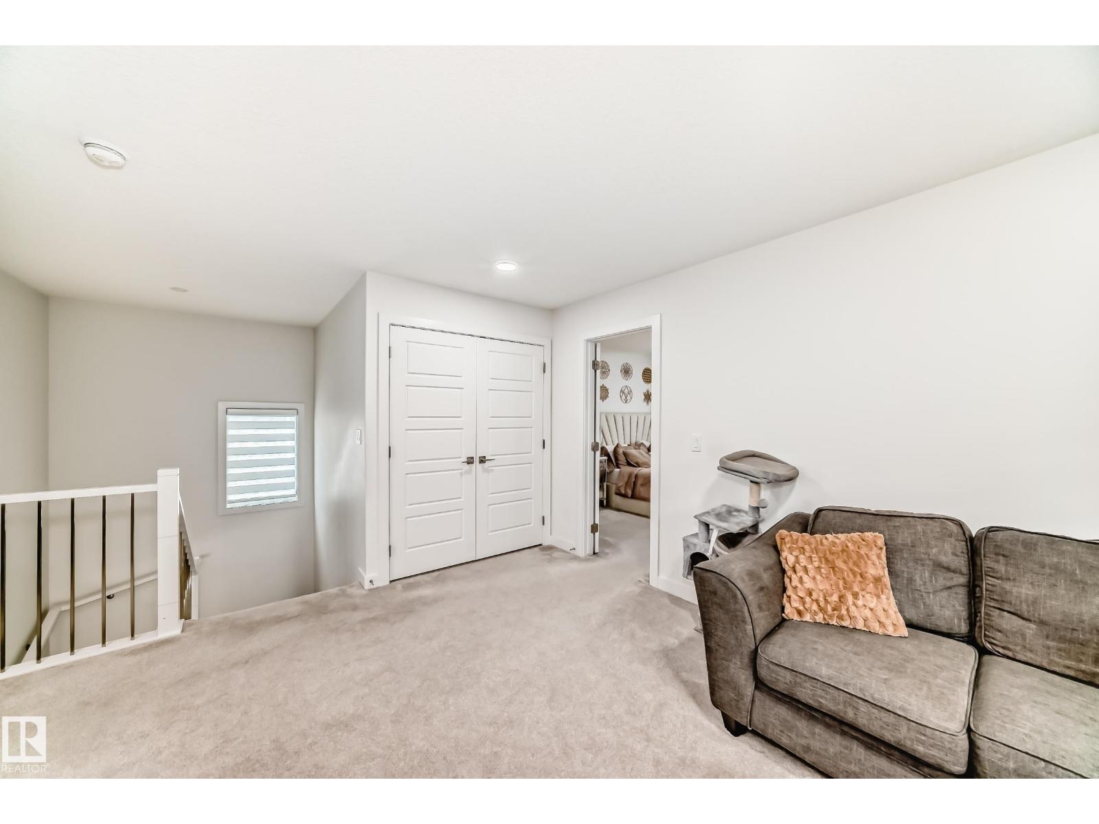 9020 183 AV NW - 30