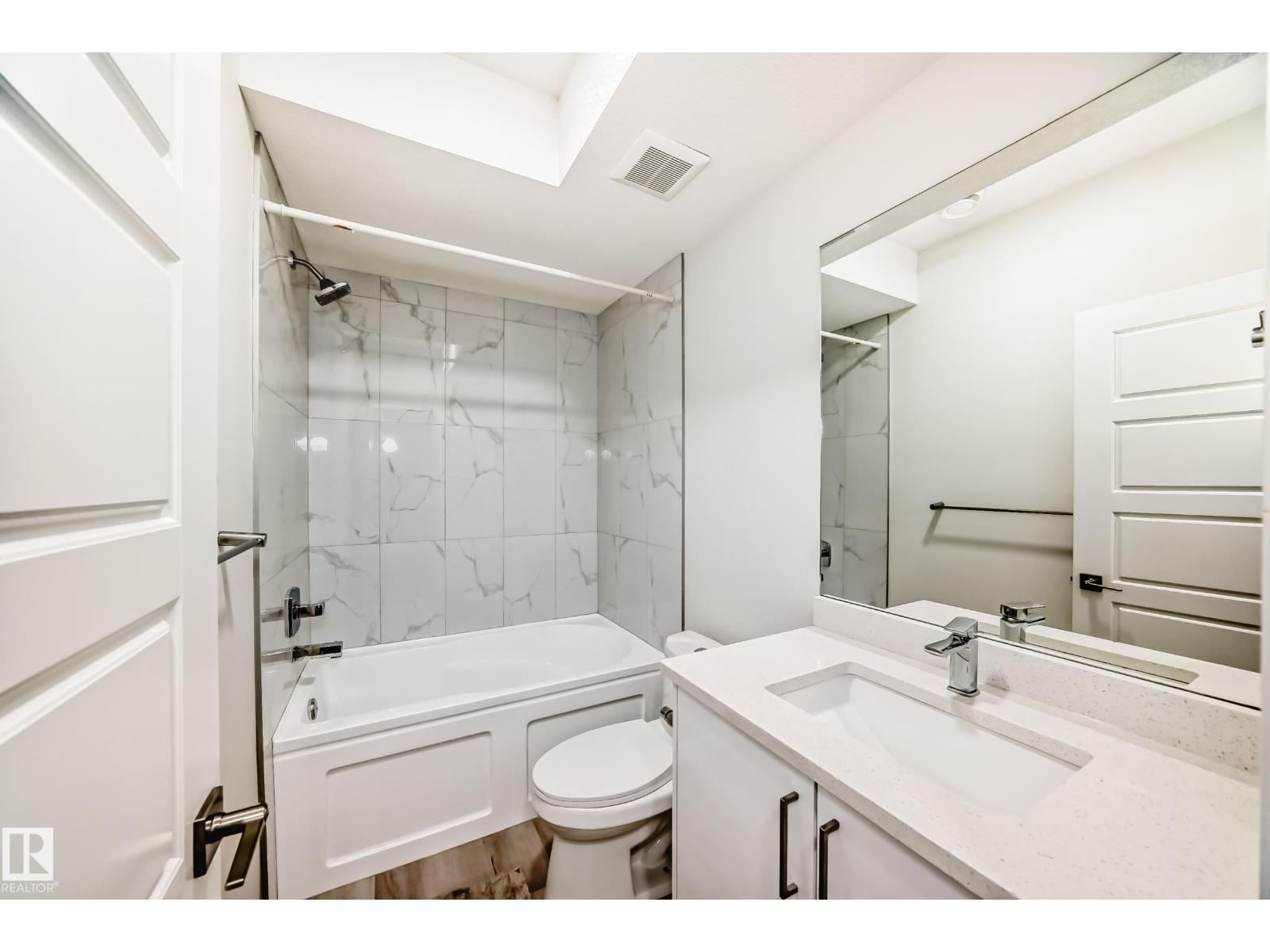 9020 183 AV NW - 39