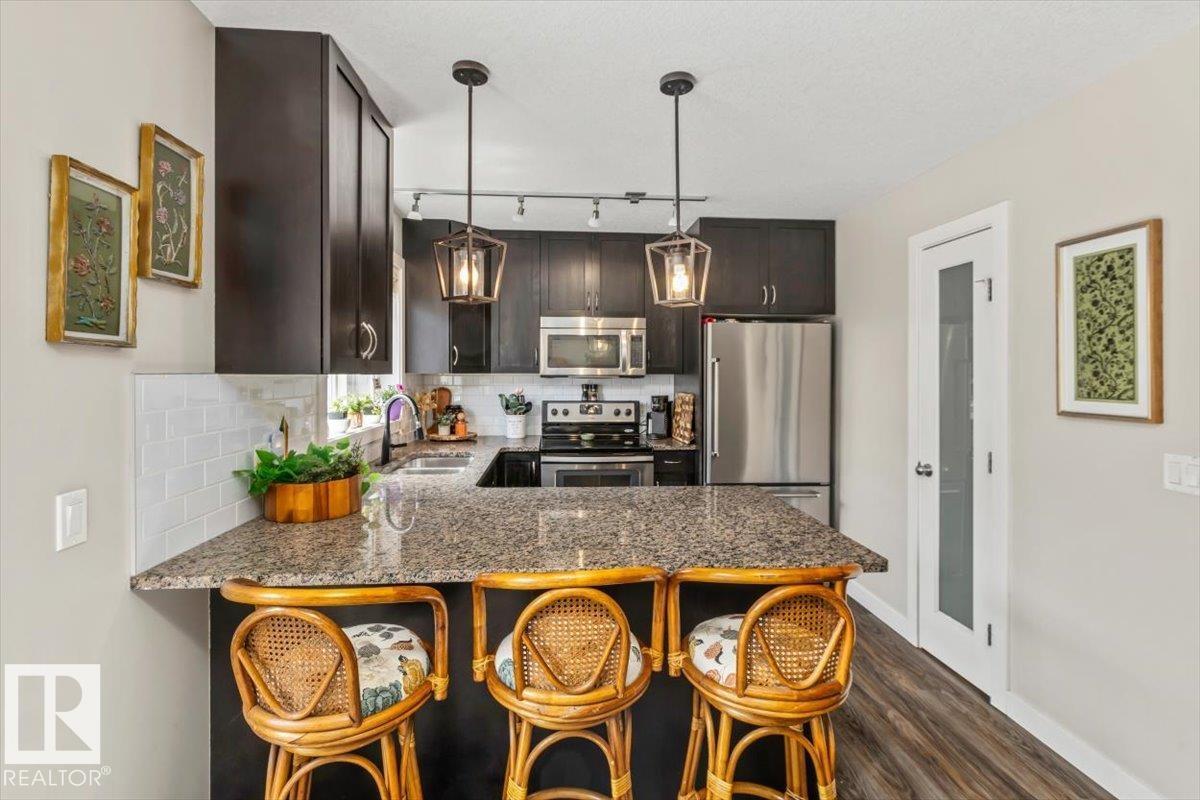 #77 9535 217 ST NW - 12