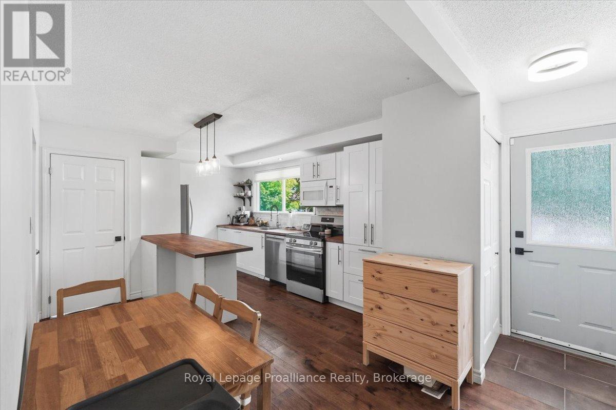 24 HARVEST CRESCENT - 12