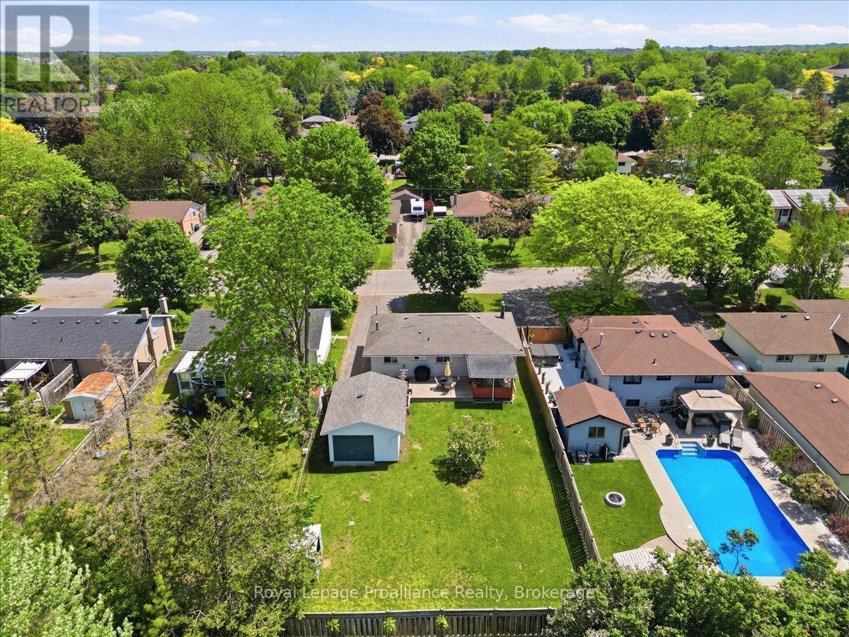 24 HARVEST CRESCENT - 31