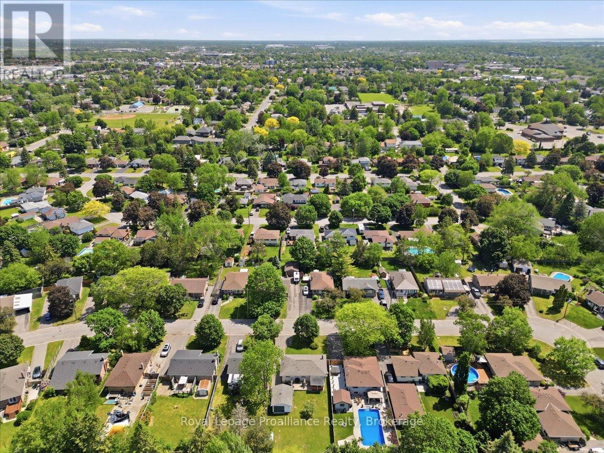 24 HARVEST CRESCENT - 35