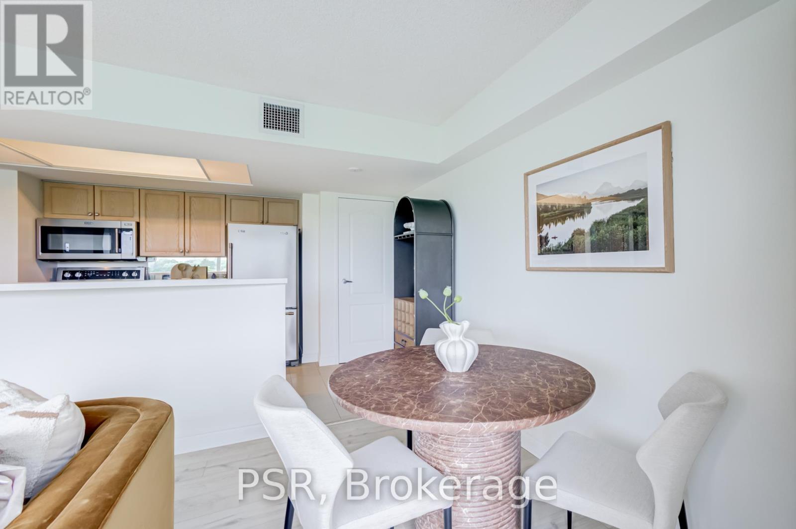#601 97 LAWTON BOULEVARD - 10