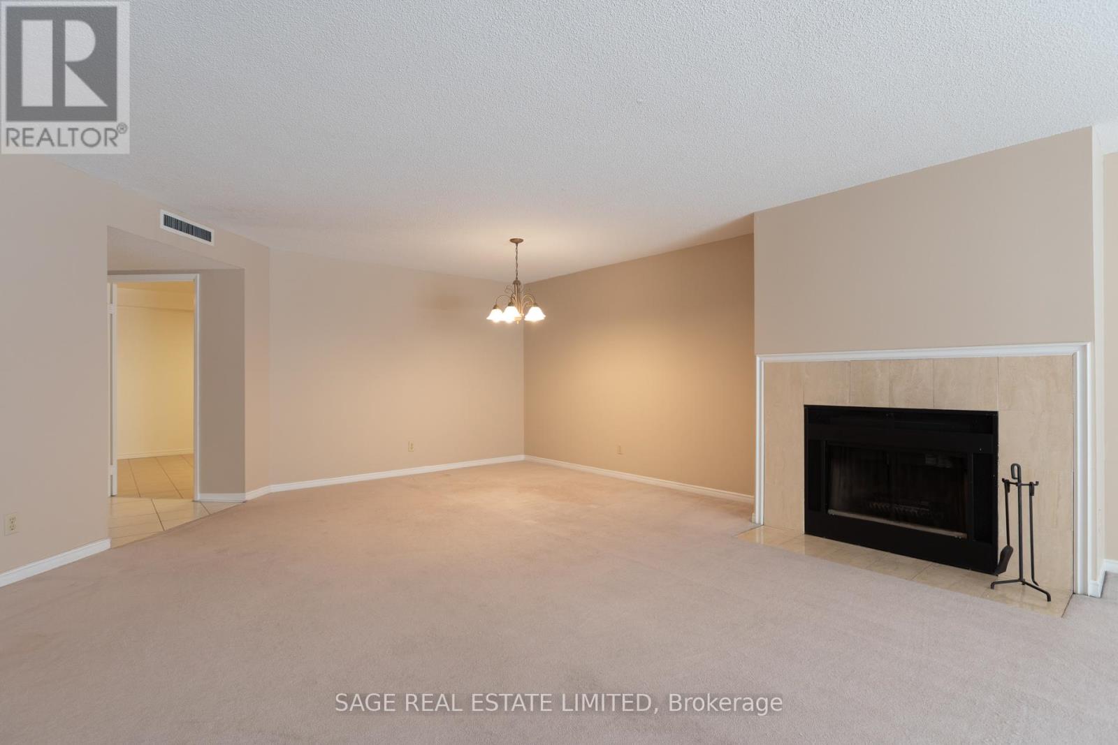 #302 25 GEORGE STREET - 13