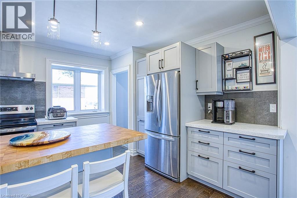 90 PRINCE CHARLES Drive - 10