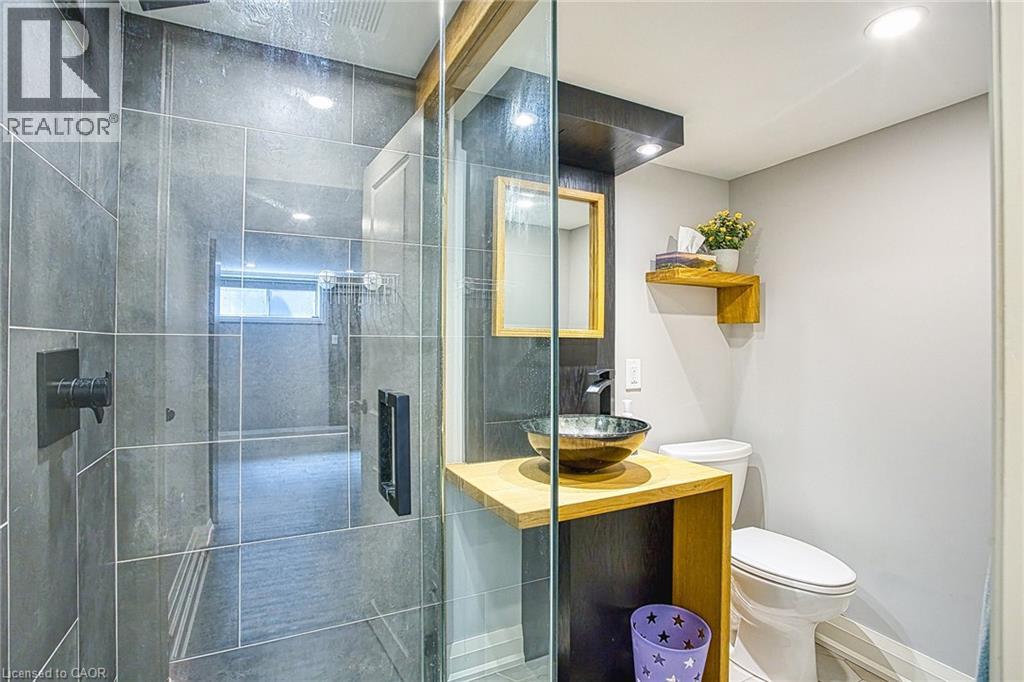90 PRINCE CHARLES Drive - 26