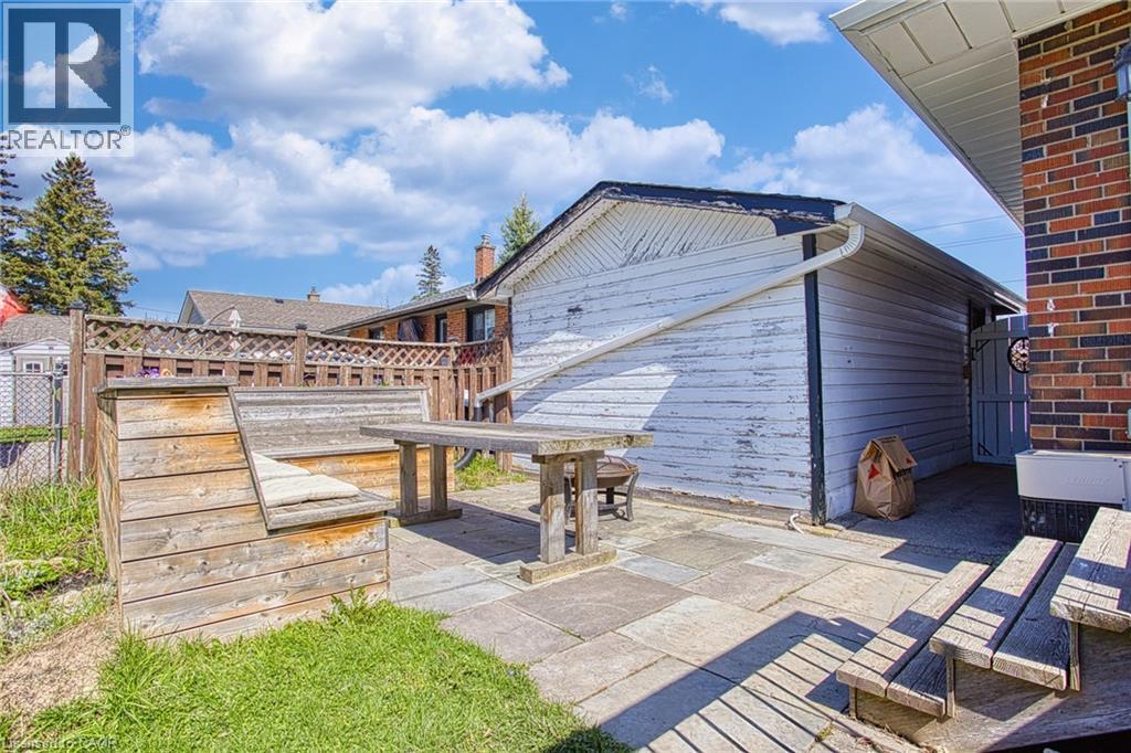 90 PRINCE CHARLES Drive - 31