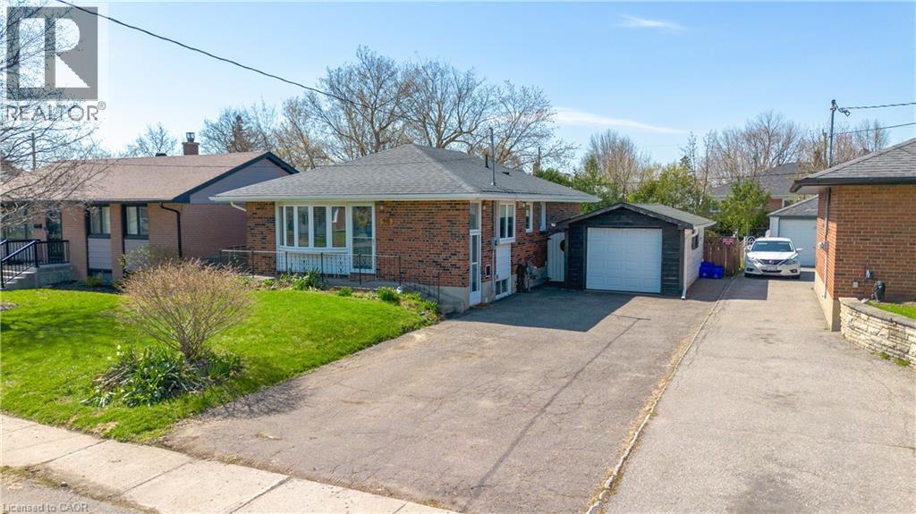 90 PRINCE CHARLES Drive - 42