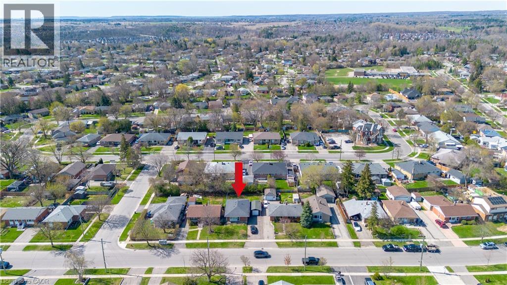 90 PRINCE CHARLES Drive - 43