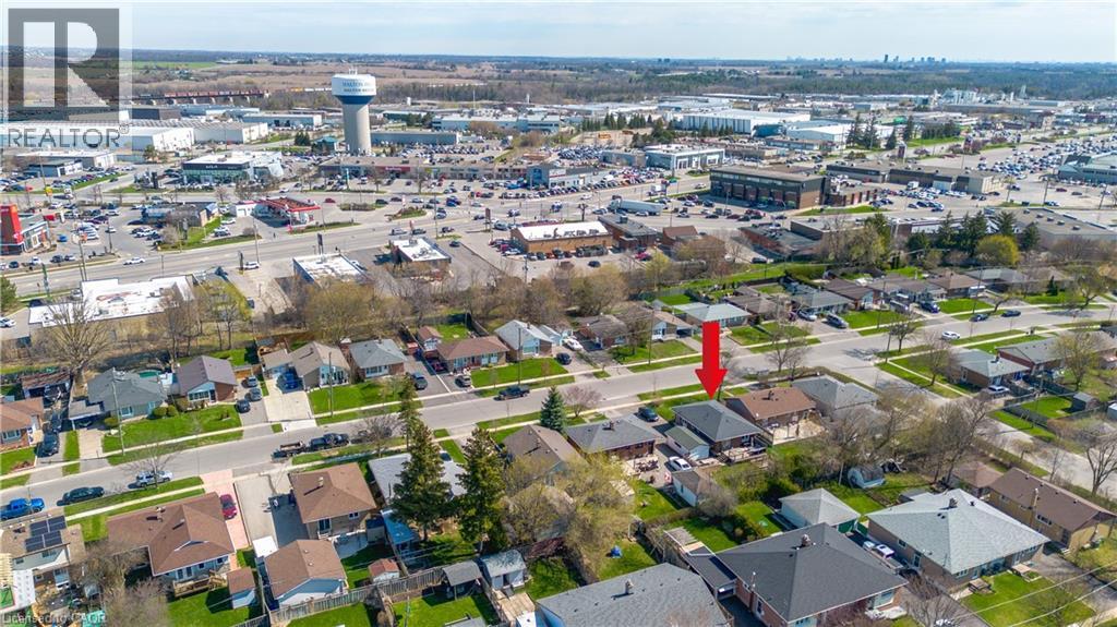 90 PRINCE CHARLES Drive - 45