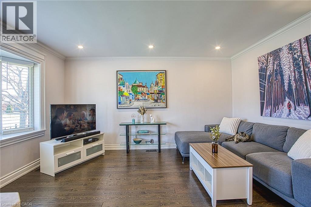 90 PRINCE CHARLES Drive - 7