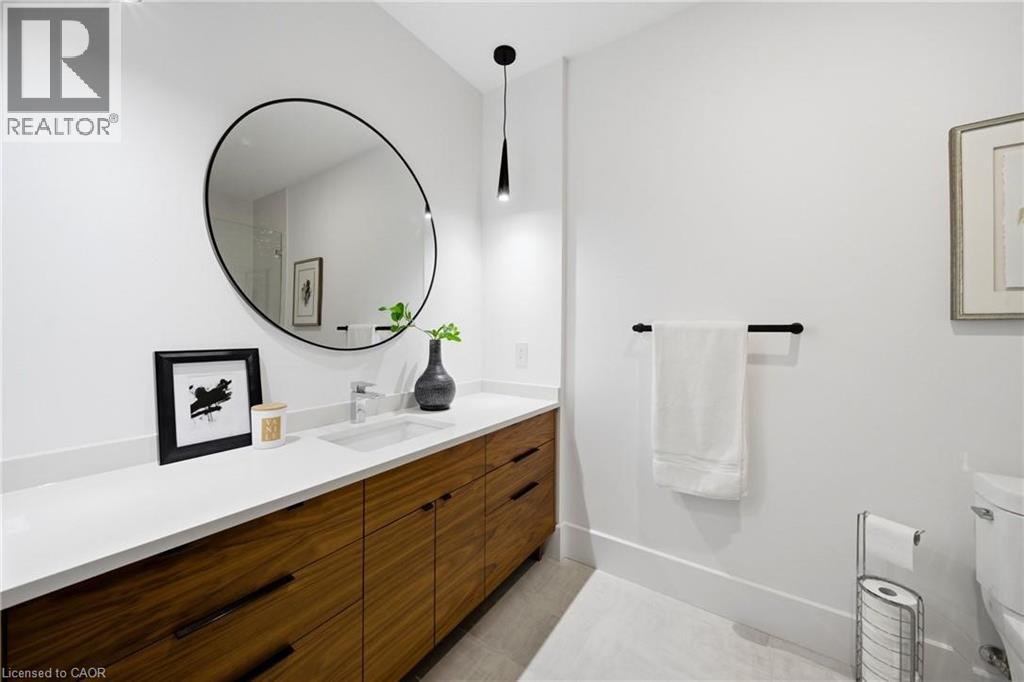 188 NISKA Road - 27