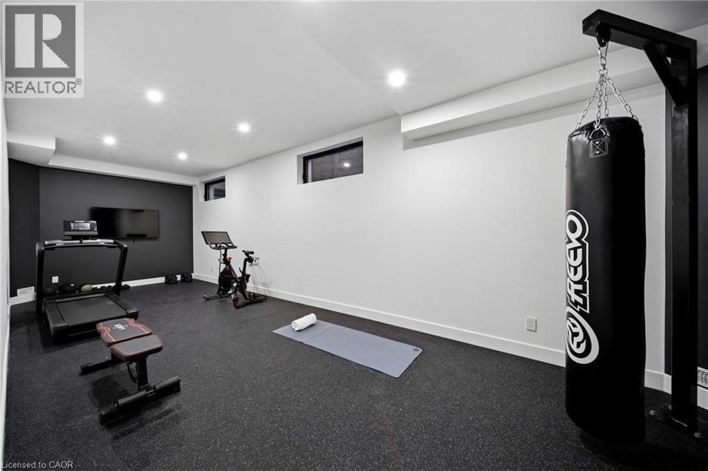 188 NISKA Road - 41