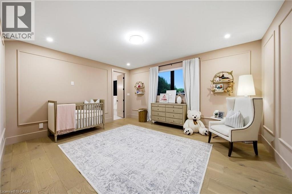 188 NISKA Road - 28