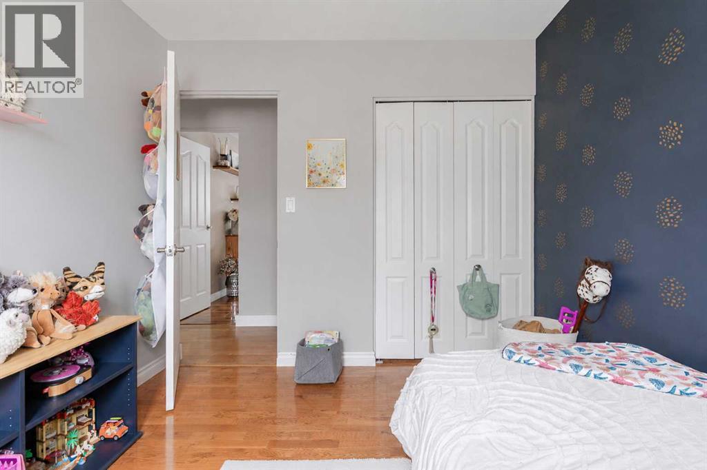56 Chinook Crescent W — photo 23