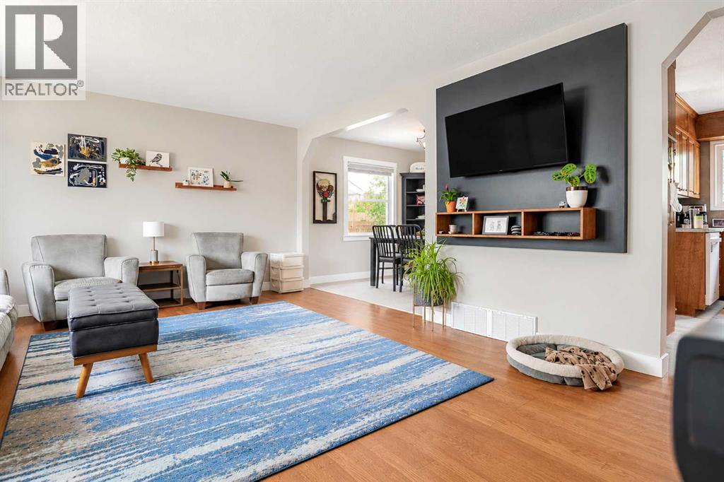 56 Chinook Crescent W - photo 3