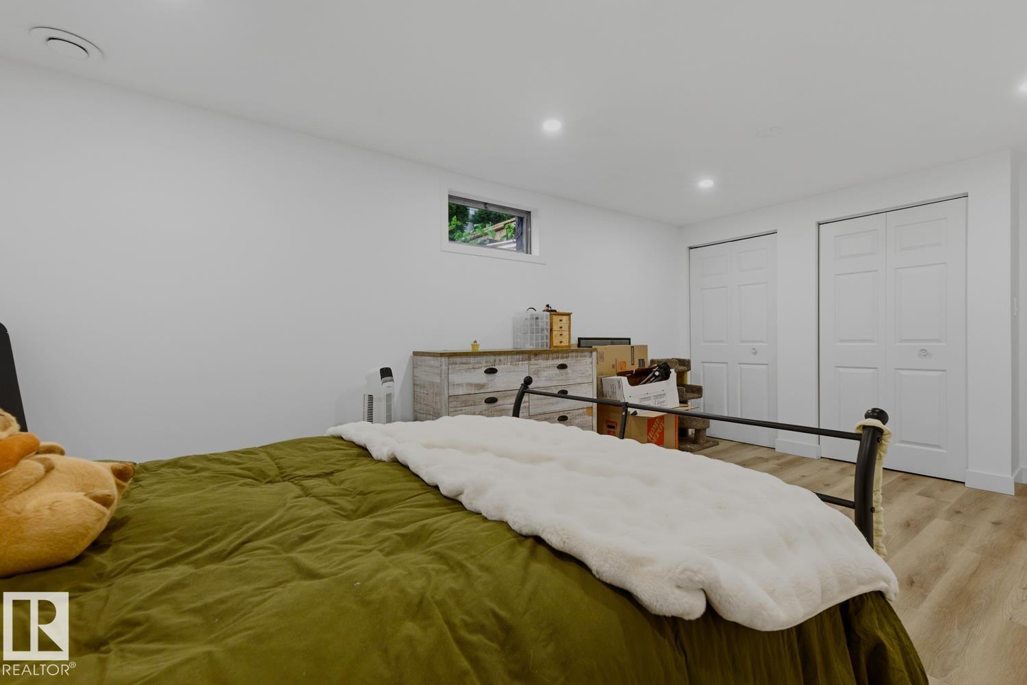 33 HAZEL ST — photo 41