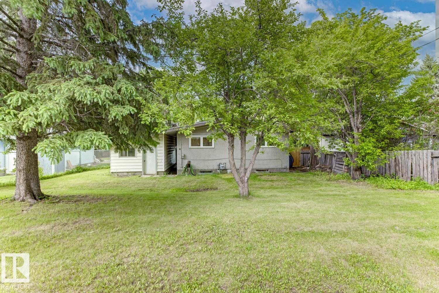 33 HAZEL ST — photo 48