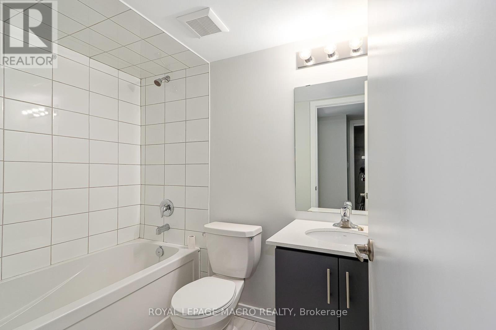 #4 35 DAWSON DRIVE - 12