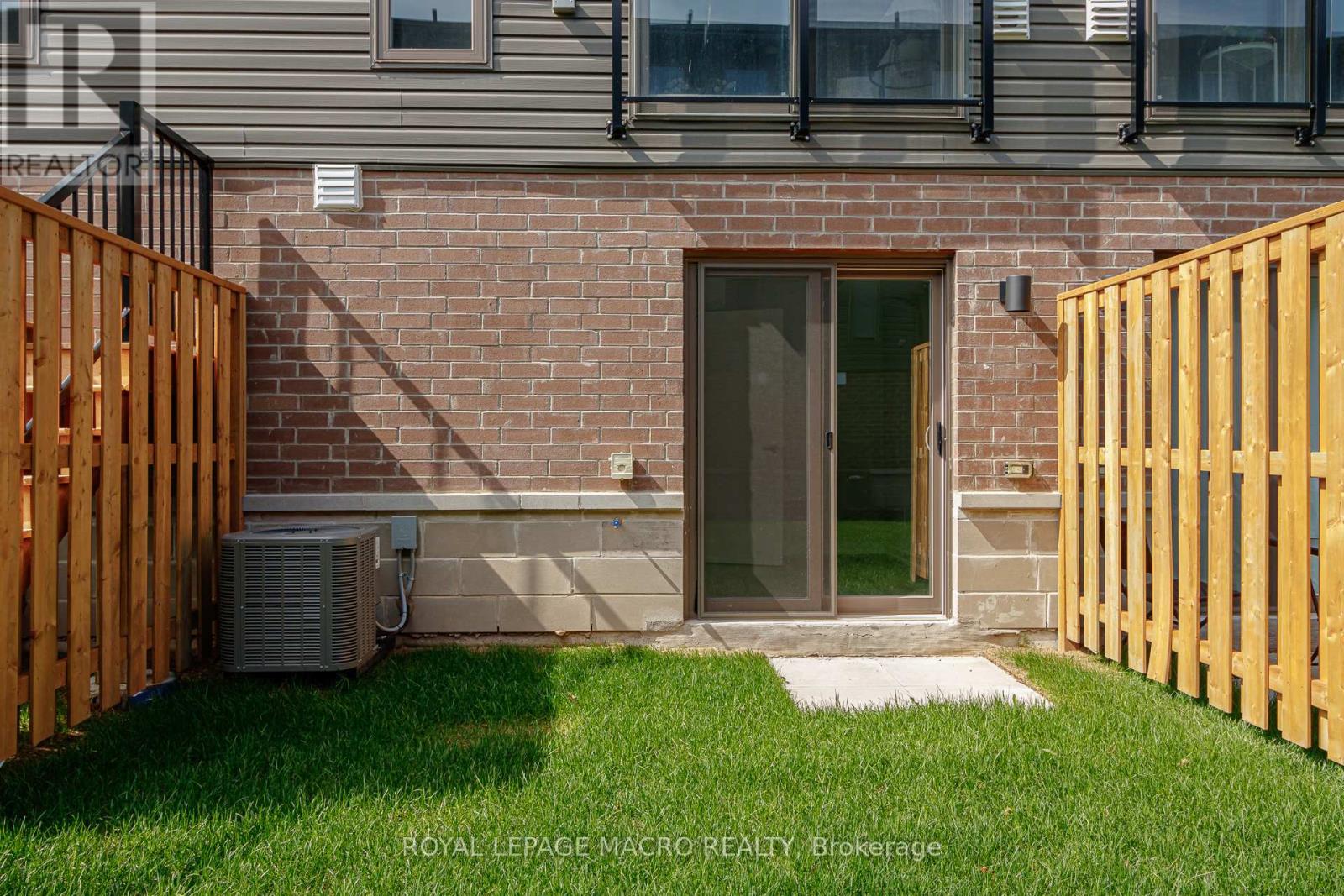 #4 35 DAWSON DRIVE - 22
