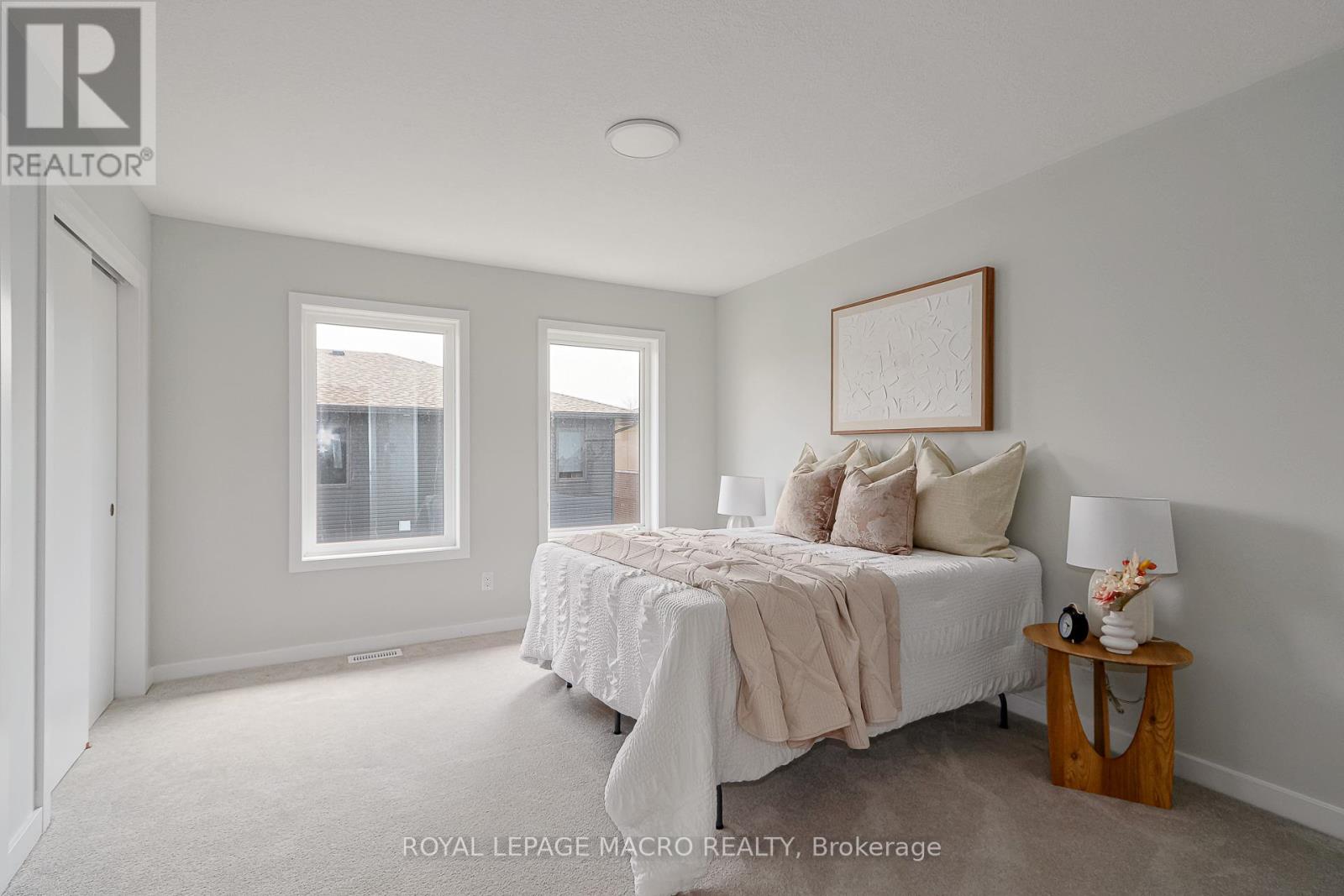#4 35 DAWSON DRIVE - 8