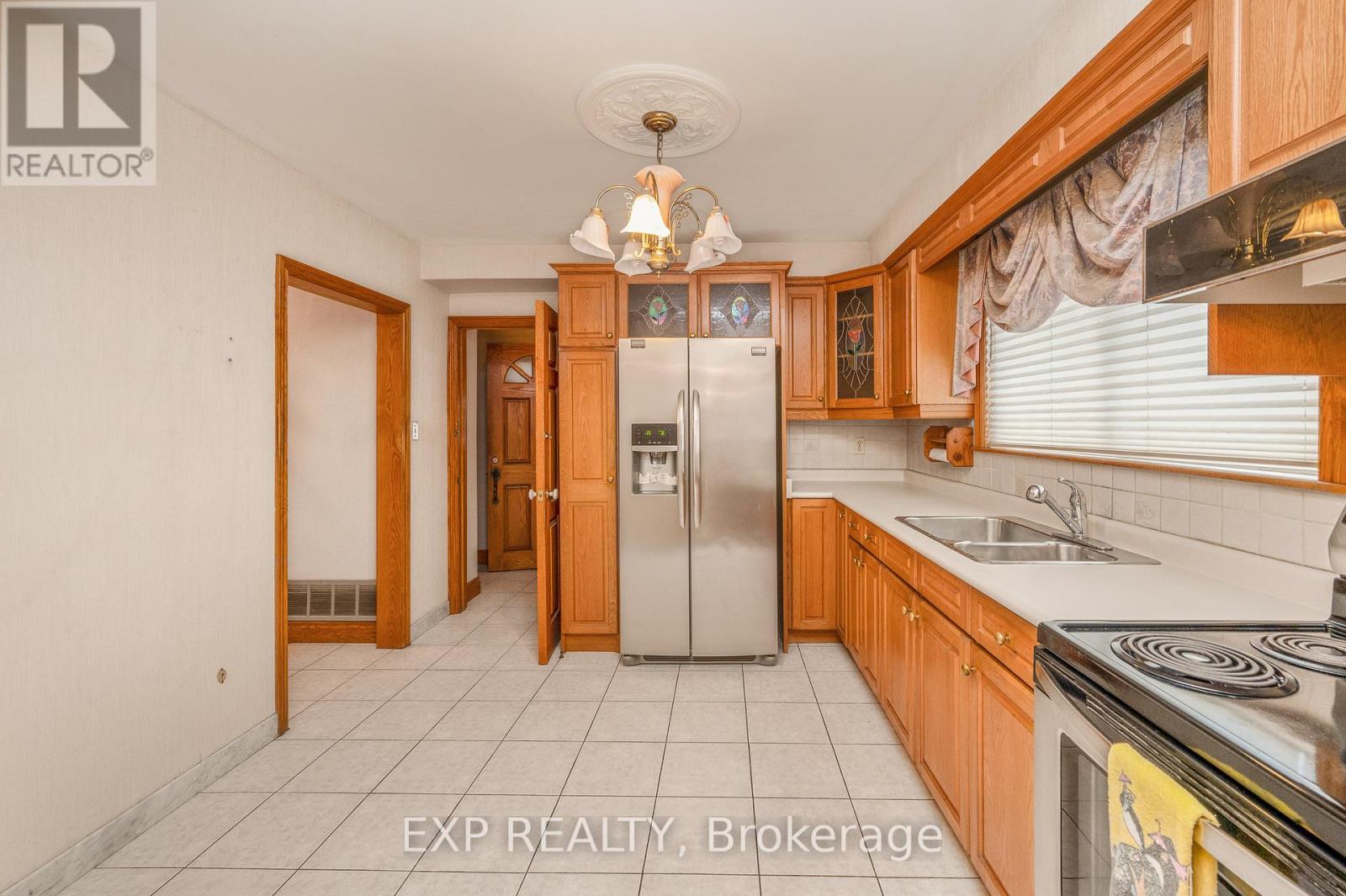 52 STORER DRIVE - 10