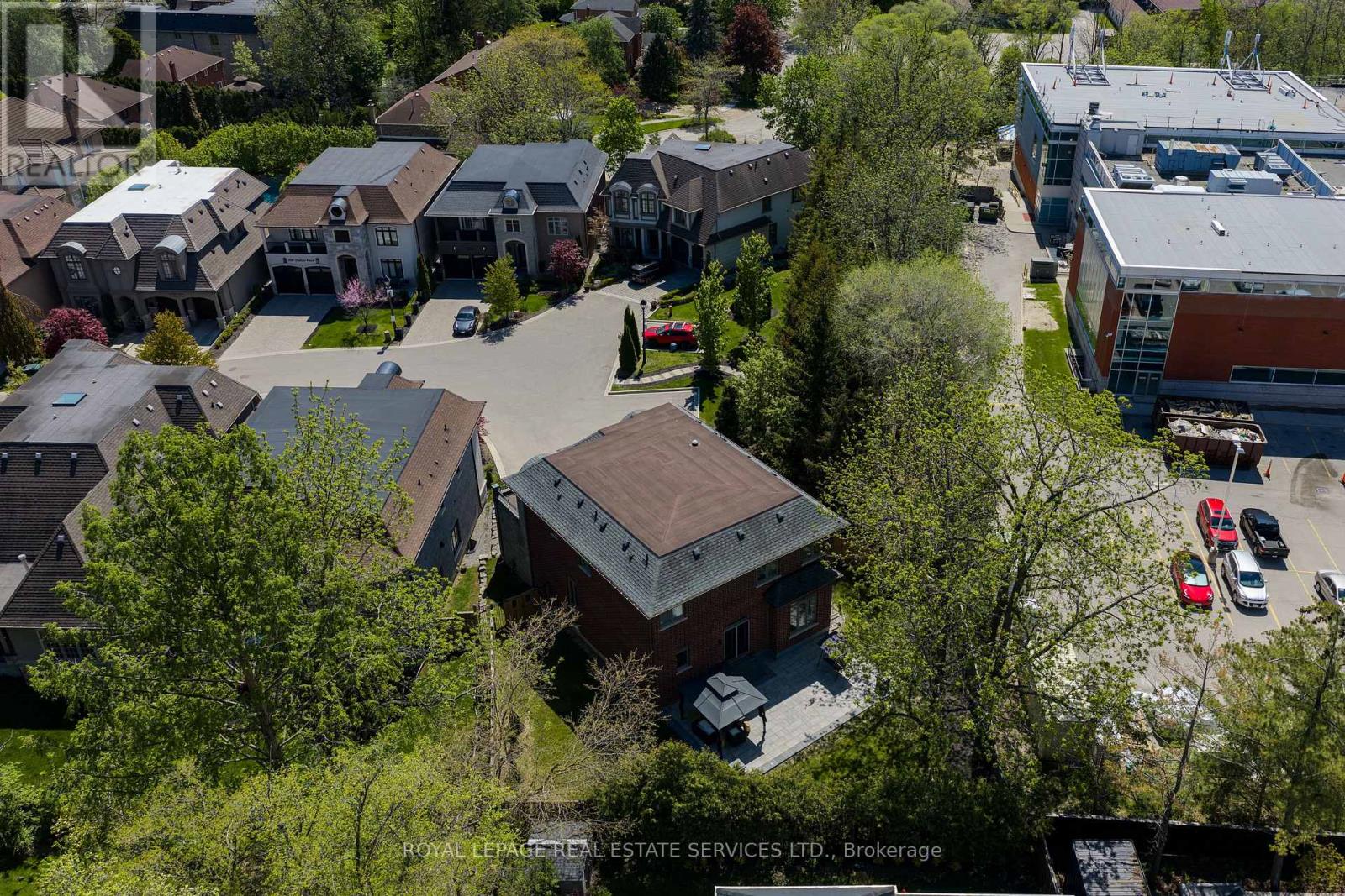 125 PALISER COURT - 41
