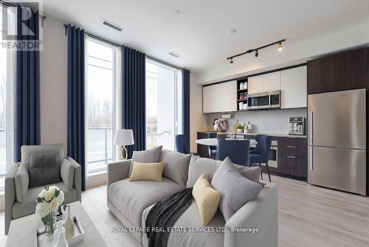Listing photo of 105 - 36 ZORRA STREET