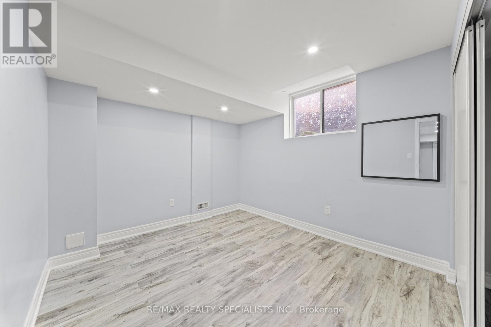 67 BAFFIN CRESCENT - 25