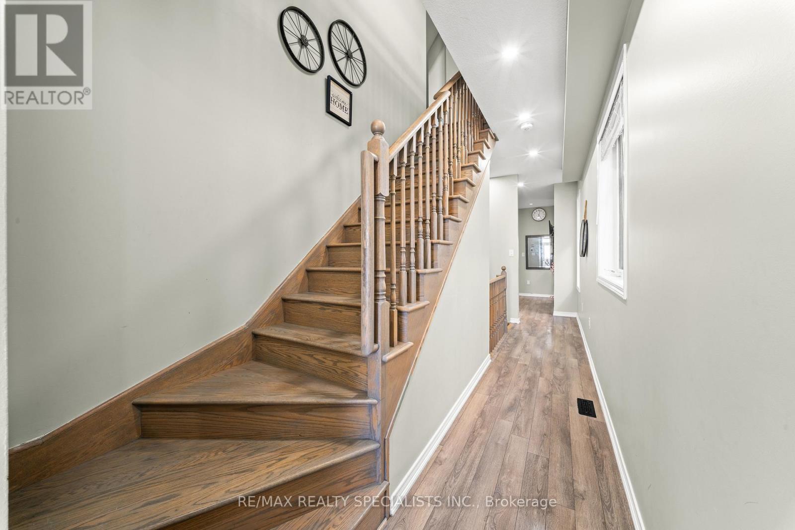 67 BAFFIN CRESCENT - 4