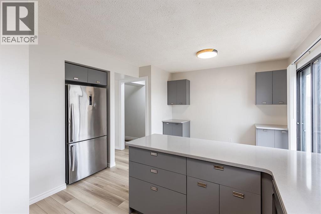160 South Ridge Crescent SW — photo 14