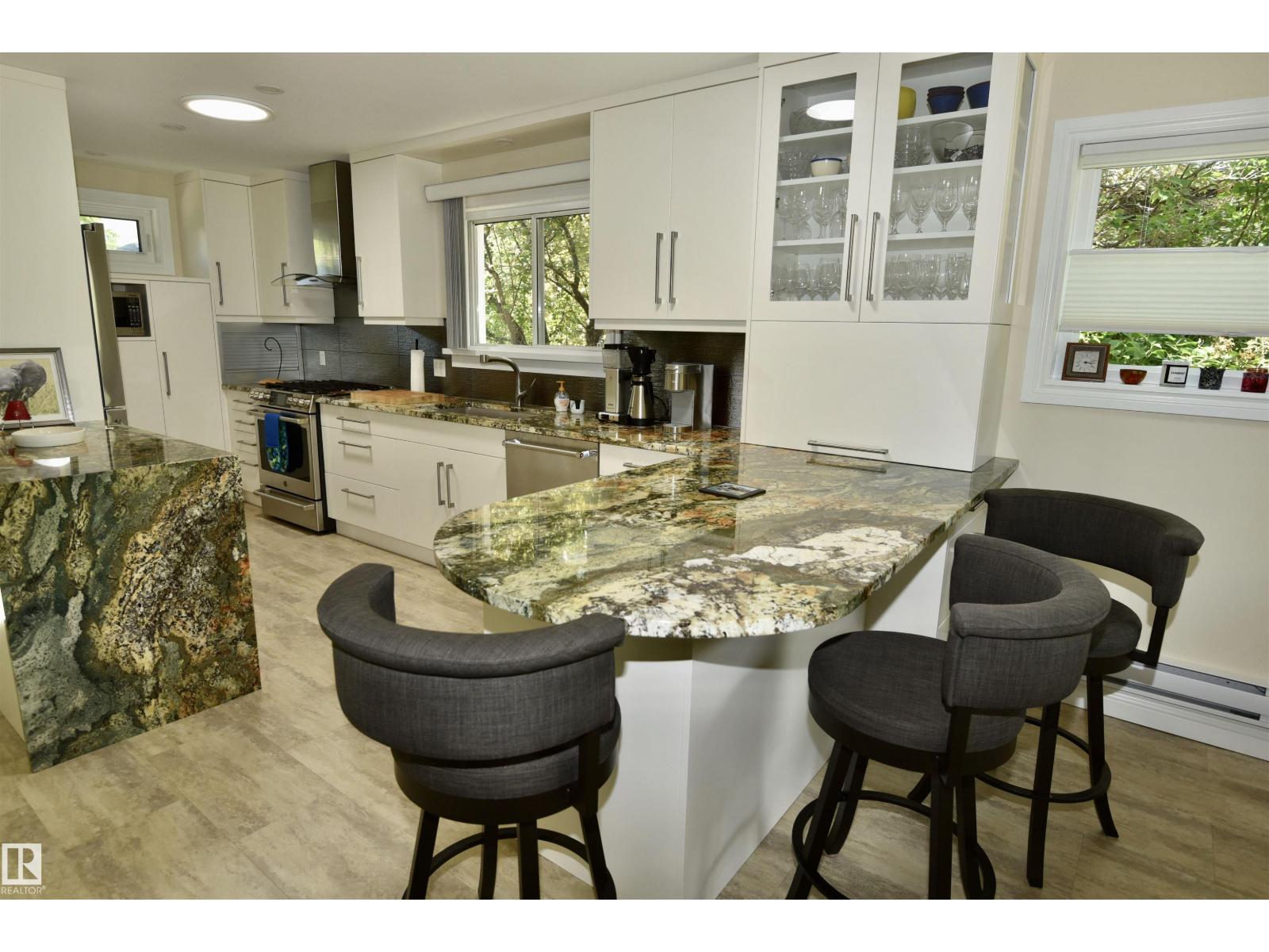 6 st George's CR NW — photo 8