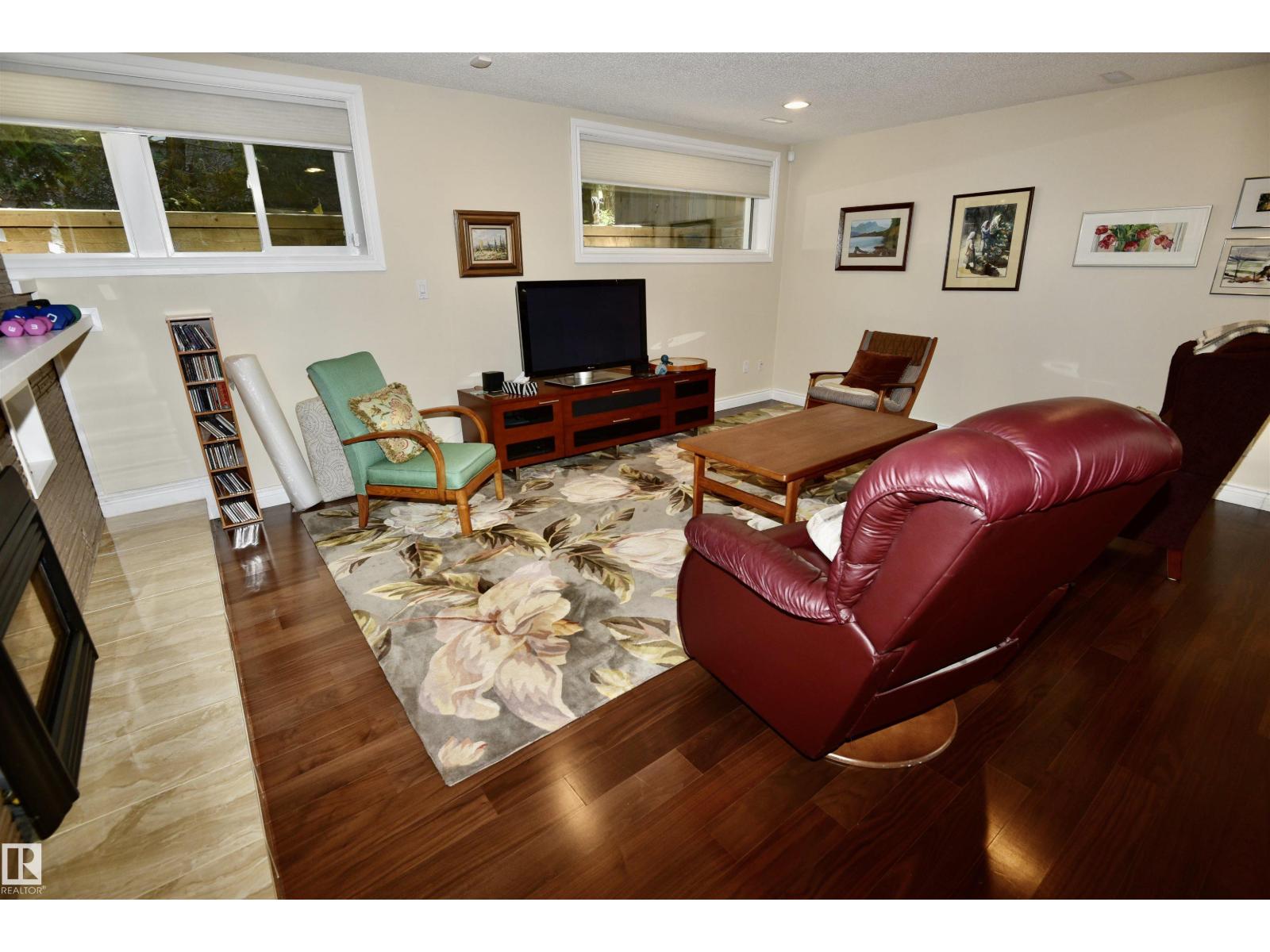 6 st George's CR NW — photo 19