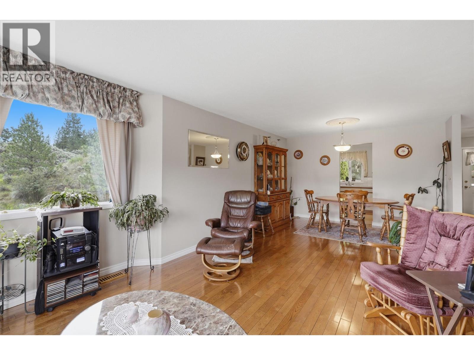 809 Uplands Court - 9