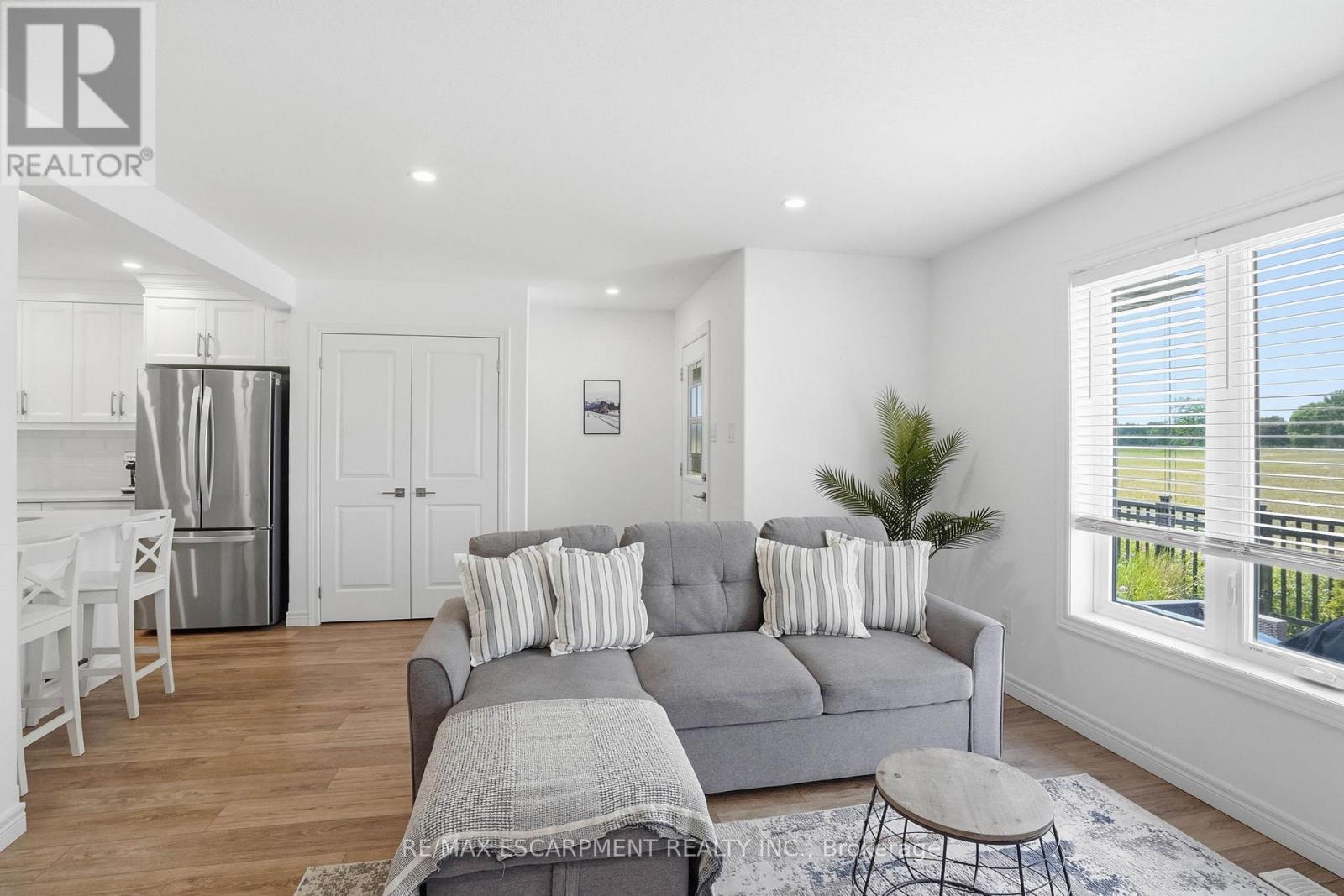 #2 29 SCHUYLER STREET - 15
