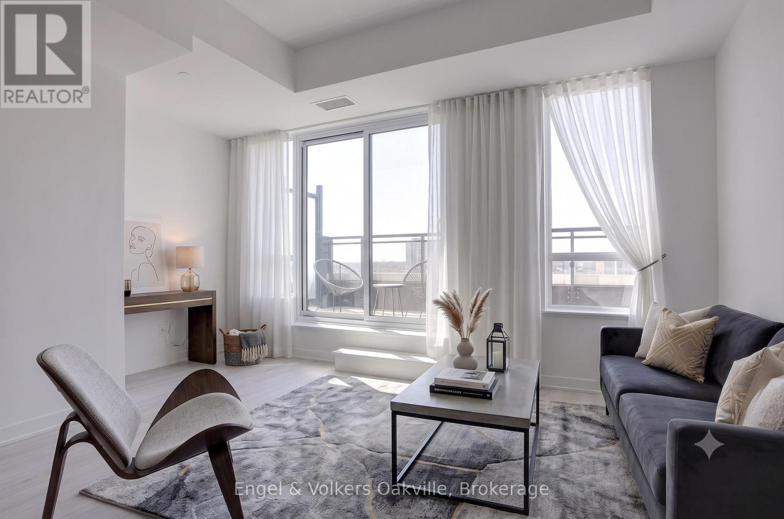 #307 405 DUNDAS STREET W - 11