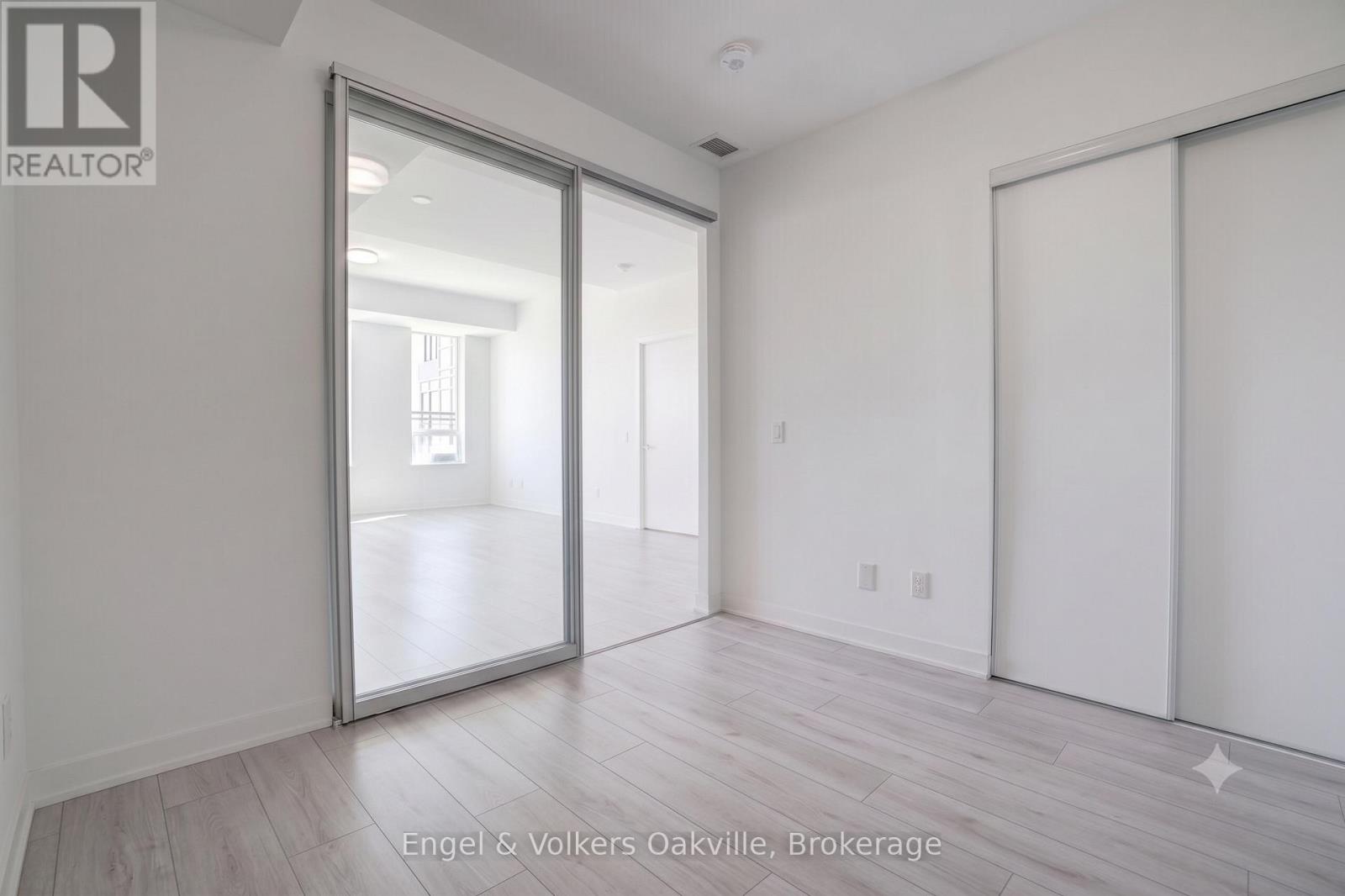 #307 405 DUNDAS STREET W - 20