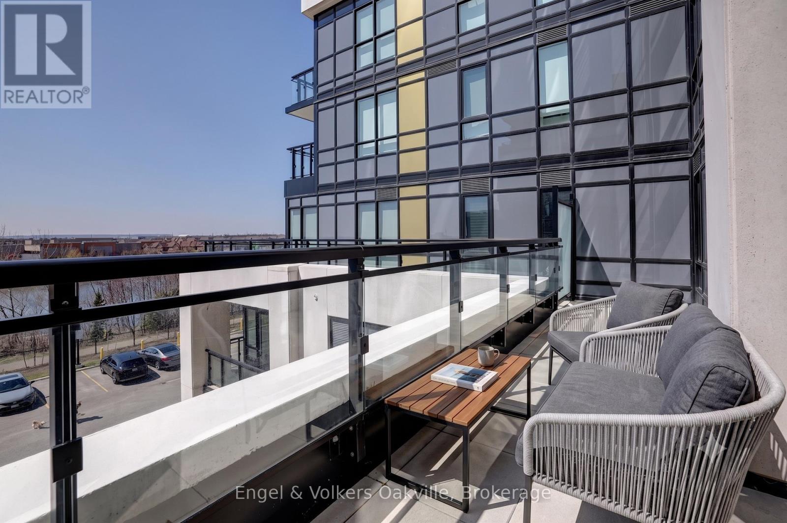 #307 405 DUNDAS STREET W - 22